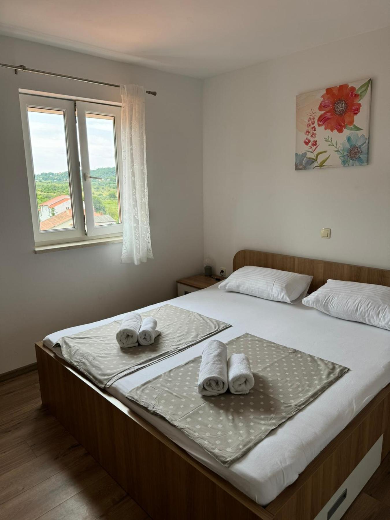 Apartments Dumicic 苏佩塔斯卡德拉加 外观 照片