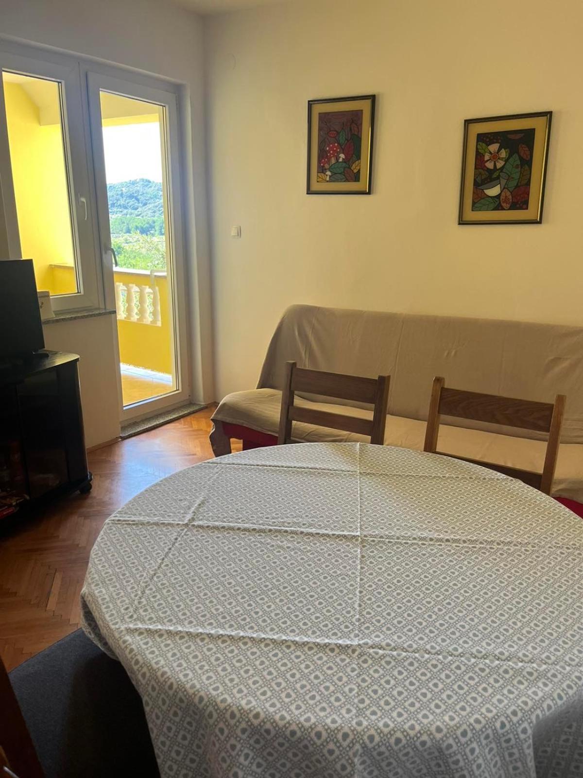 Apartments Dumicic 苏佩塔斯卡德拉加 外观 照片