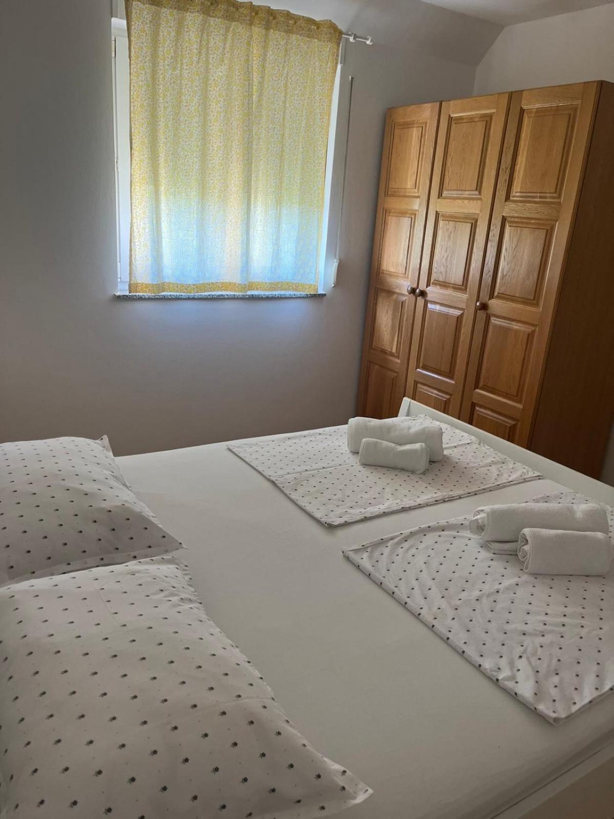 Apartments Dumicic 苏佩塔斯卡德拉加 外观 照片