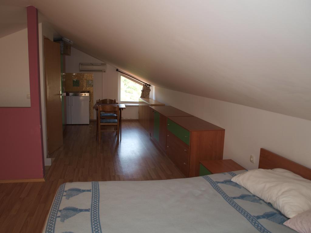 Apartments Dumicic 苏佩塔斯卡德拉加 外观 照片